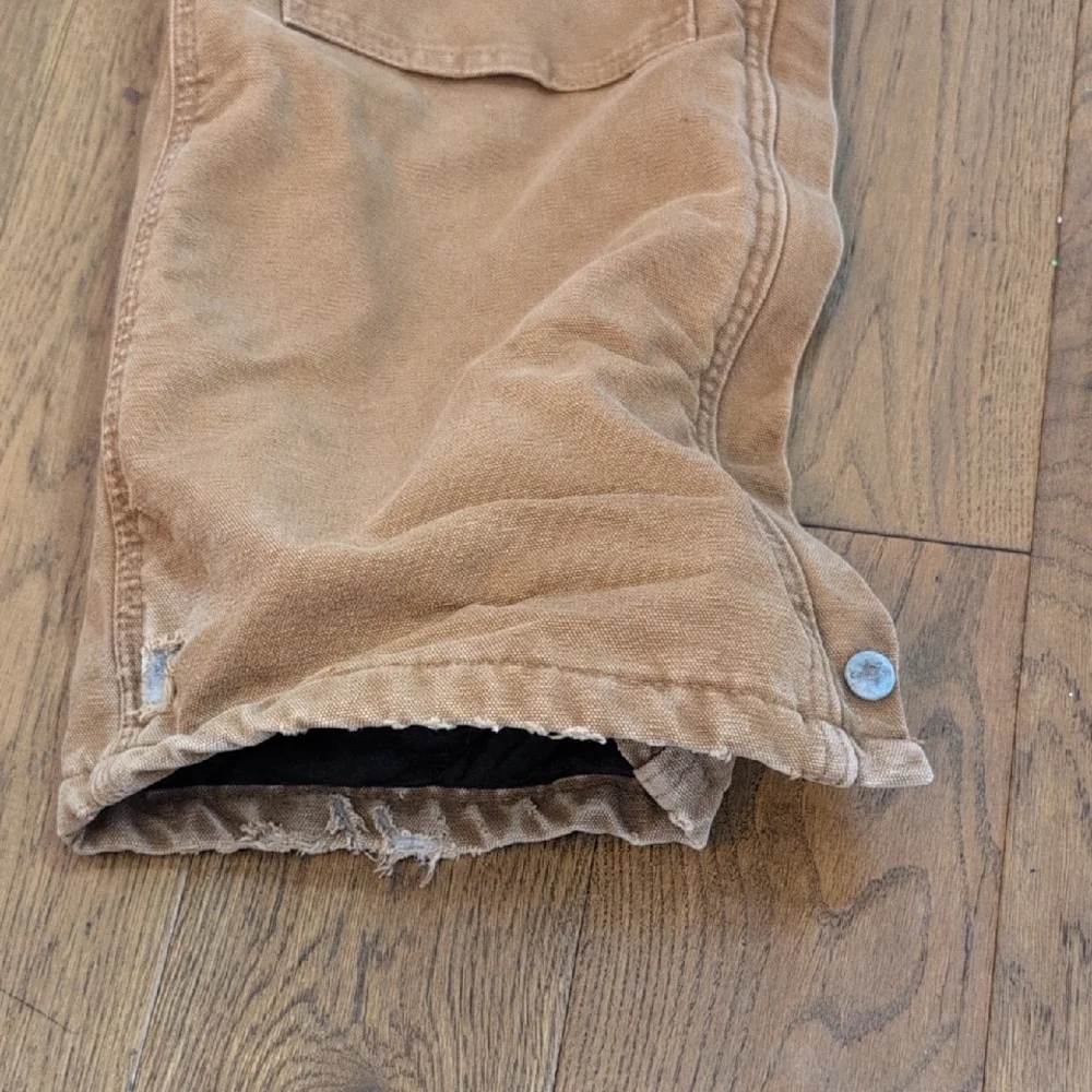 Carhartt womens insulated bib (lined winter overalls) size 4 / 32” inseam - Picture 3 of 14